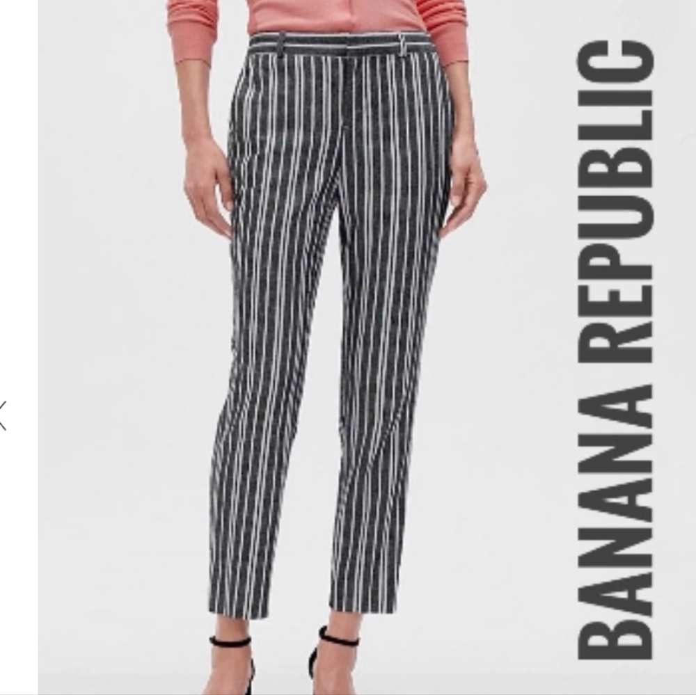 Banana Republic Black & White Vertical-Striped Ankle Pants